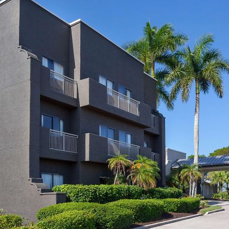 La Quinta By Wyndham Ft. Myers - Sanibel Gateway Hotell Fort Myers Eksteriør bilde
