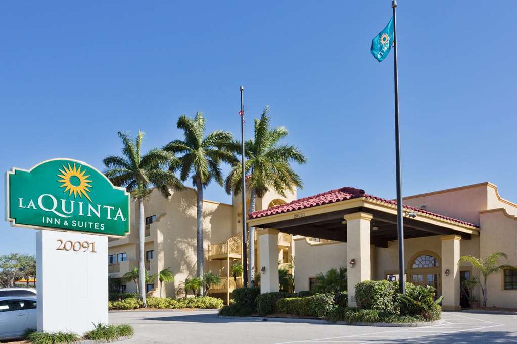 La Quinta By Wyndham Ft. Myers - Sanibel Gateway Hotell Fort Myers Eksteriør bilde